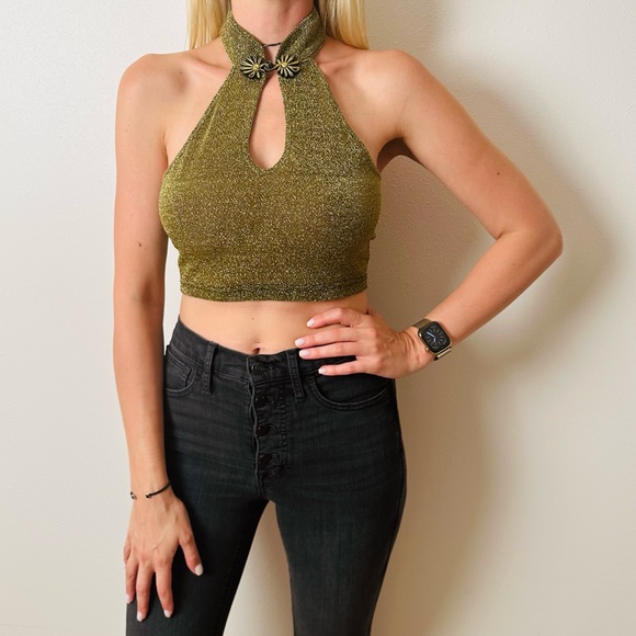 New Cider Solid Glitter Gold Halter Choker Style Cropped Tank Top - Picture 4 of 9